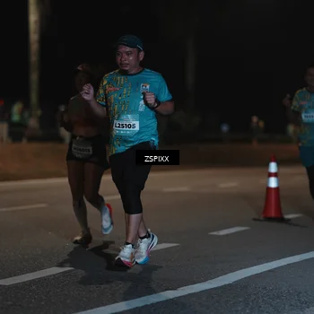 Runner Photo 5914652