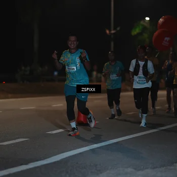Runner Photo 5914658