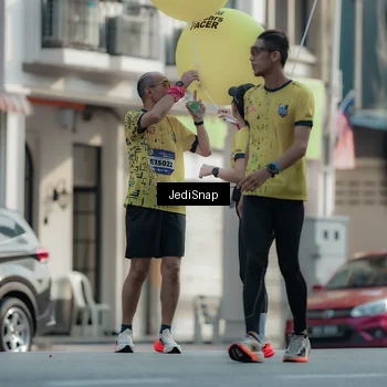 Runner Photo 5914662