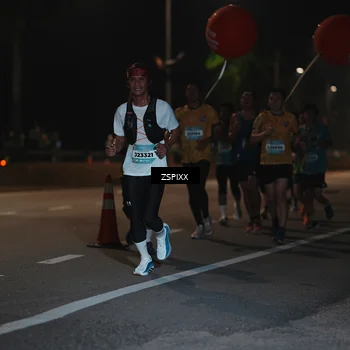 Runner Photo 5914682
