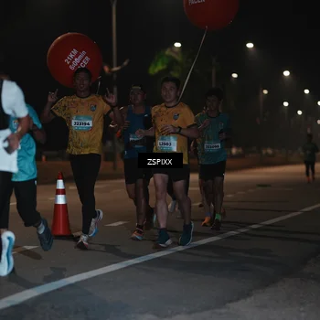 Runner Photo 5914692