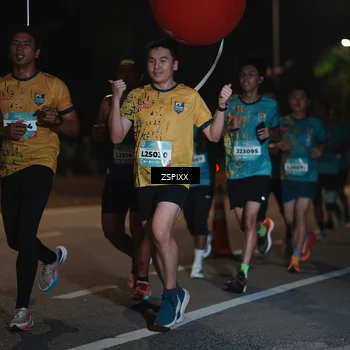 Runner Photo 5914733