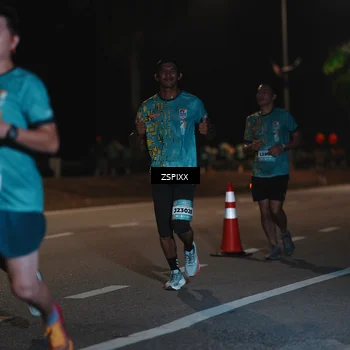 Runner Photo 5914777
