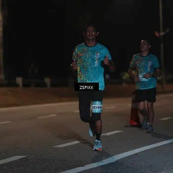 Runner Photo 5914796