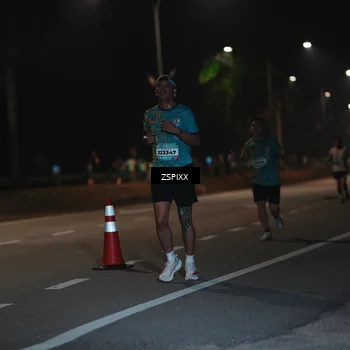 Runner Photo 5914876