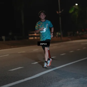 Runner Photo 5914932