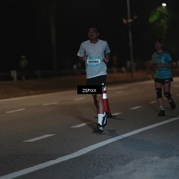 Runner Photo 5914965