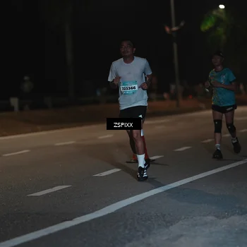 Runner Photo 5914966