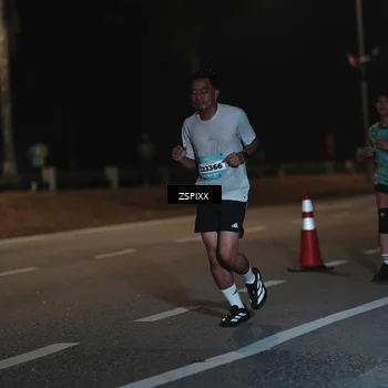 Runner Photo 5914993