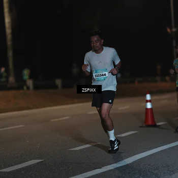 Runner Photo 5914995