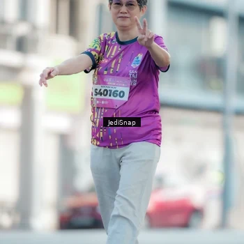 Runner Photo 5915078