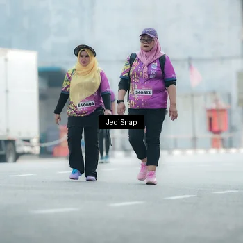 Runner Photo 5915100