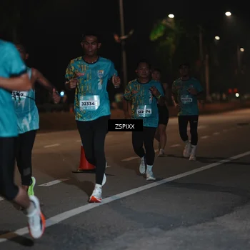 Runner Photo 5915107