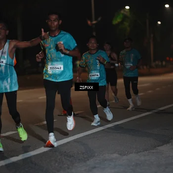 Runner Photo 5915115