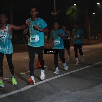 Runner Photo 5915119