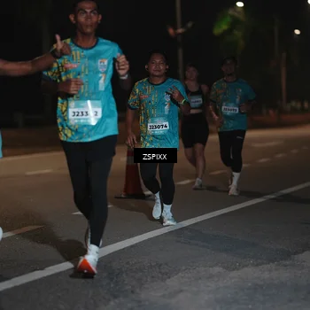 Runner Photo 5915122