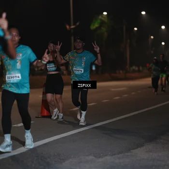 Runner Photo 5915128