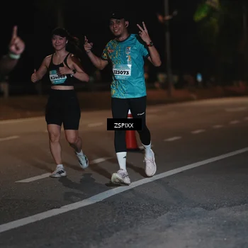Runner Photo 5915156