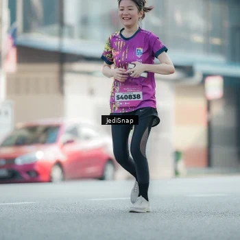 Runner Photo 5915195