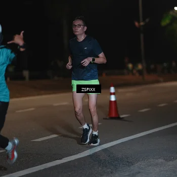 Runner Photo 5915208