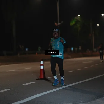 Runner Photo 5915233