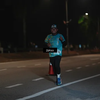 Runner Photo 5915252