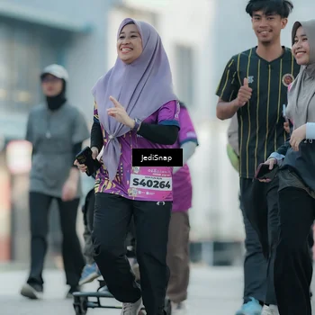 Runner Photo 5915255