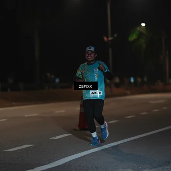 Runner Photo 5915256