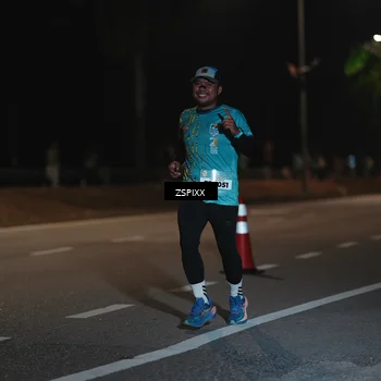 Runner Photo 5915275