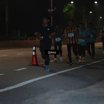 Runner Photo 5915333