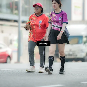 Runner Photo 5915336