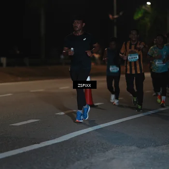 Runner Photo 5915339