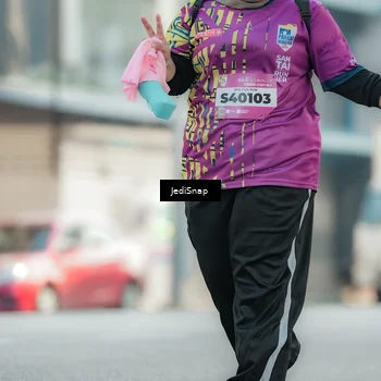 Runner Photo 5915340