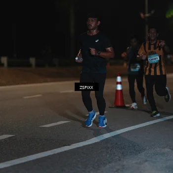 Runner Photo 5915356