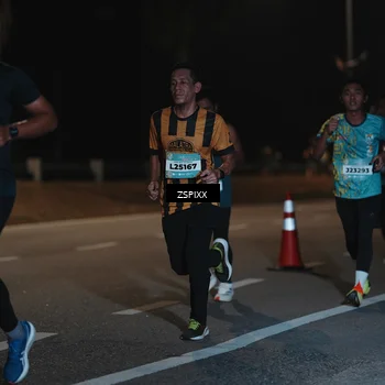 Runner Photo 5915365