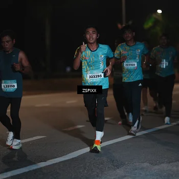 Runner Photo 5915374