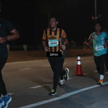 Runner Photo 5915375