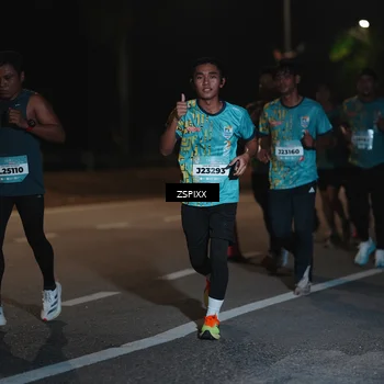 Runner Photo 5915383