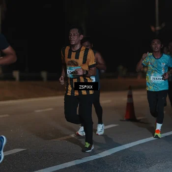 Runner Photo 5915384