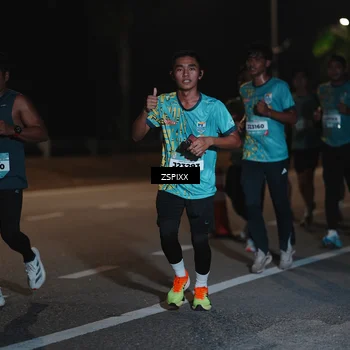 Runner Photo 5915390