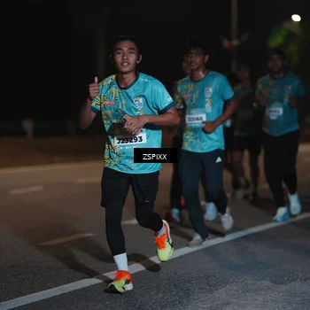 Runner Photo 5915399