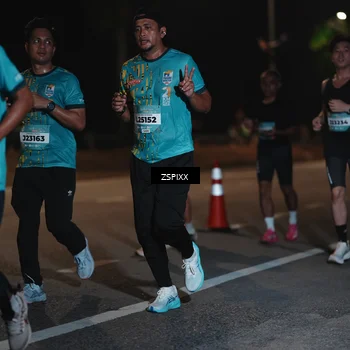 Runner Photo 5915402
