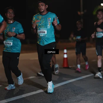 Runner Photo 5915410