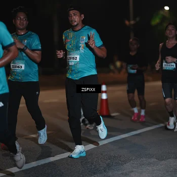 Runner Photo 5915412