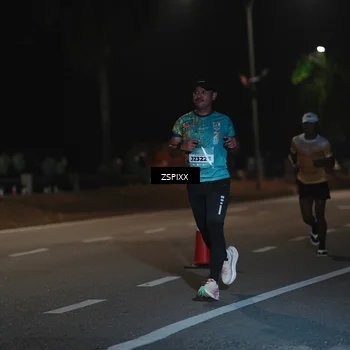 Runner Photo 5915432