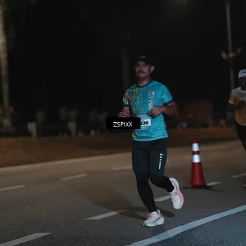 Runner Photo 5915449