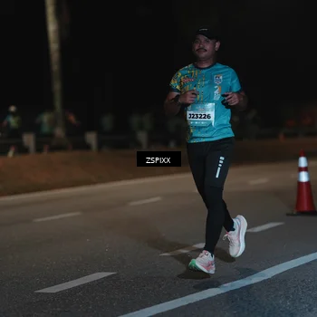 Runner Photo 5915451