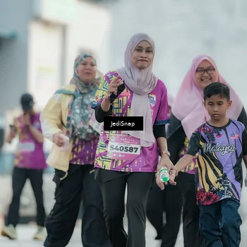 Runner Photo 5915457