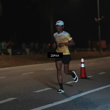 Runner Photo 5915464