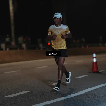 Runner Photo 5915470